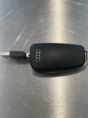 8r0063827g Audi Original Usb Speicher 8gb Schl Ssel Memory Key Stick 8 Gb