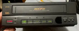 Avp-6750 Audiovox 12v Vhs Video Cassette Player Van Or Rv W Remote Manual Cables