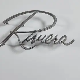 1356961 Buick 63-65 Riviera Oem Fender Emblem With Round Mounting Pins 1356961 Buick 63-65 Riviera Oem Fender Emblem With Round Mounting Pins