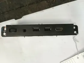 638.gm6f17 Cadillac Gm 84144678 Rear Audio Video Interface Panel From 2017 Escalade Esv 12482480
