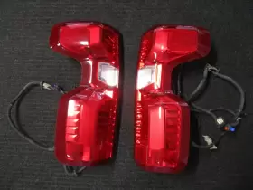 84752984 Chevrolet 84752985 20-23 Oem Chevy Silverado 1500 2500 3500 Rh And Lh Tail Lights 84752985/84752984