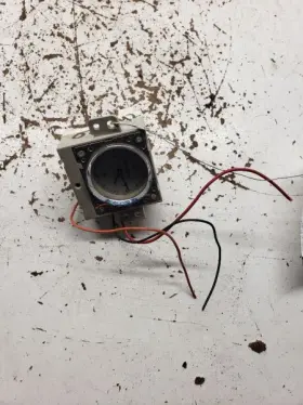 256.ch1408 Chrysler Town Coun 2008 Clock 1223403