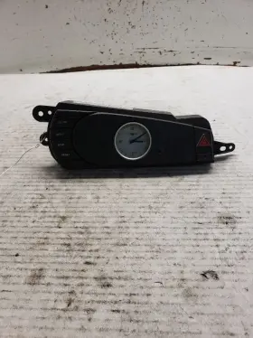 256.ch1e07 Chrysler Pacifica 2007 Clock 1342685