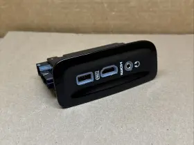 68229844ab Chrysler 2017-2021 Pacifica Usb Aux Hdmi Port Terminal