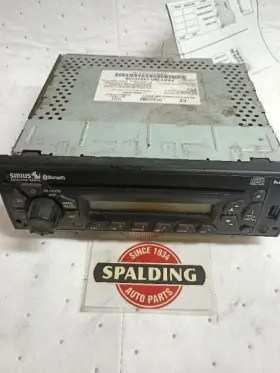 638.ihhc12 Delphi 3854904c1 Am/fm/cd/wb Radio 28245098 10663523