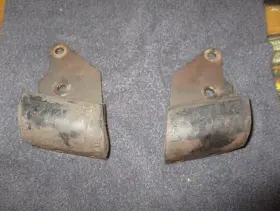 568981 Factory/oem 568980/568981 1957 58 59 60 Gm Oldsmobile Rear Motor Mounts Hydra-matic Trans Lh&rh Pair