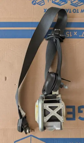 2453218-ac Ford 10-14 Mustang Gt Coupe Front Left Driver Seat Belt Retractor Oem 2453218-ac Ford 10-14 Mustang Gt Coupe Front Left Driver Seat Belt Retractor Oem