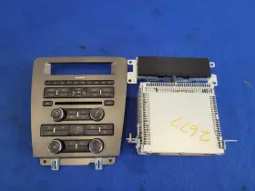638-03251 Ford 2010 Mustang Gt S197 Audio Info Screen Radio Control Panel 2677