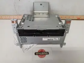 El3t-19c107-cb Ford Radio Receiver Am-fm-cd-mp3 From 2014 F150 10922101