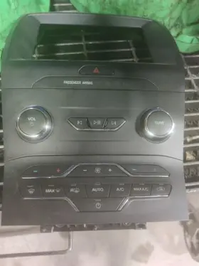 Lt4t18e245hb Ford Control Panel Oem 2020 Edge 1yr Wrnty Lt4t18e245hb Ford Control Panel Oem 2020 Edge 1yr Wrnty