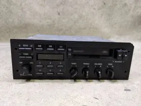 E9tz18806b Ford Truck Stereo Radio Am Fm Cassette With Clock Fits 91-92 Explorer E10-70/203987 E9tz18806b Ford Truck Stereo Radio Am Fm Cassette With Clock Fits 91-92 Explorer E10-70/203987