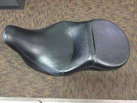 Harley-davidson 52099-09a 2009-2023 Touring Mustang Tallboy Seat Great Shape Qs