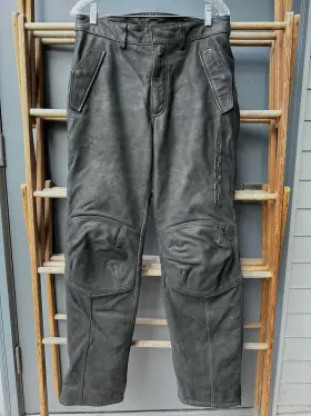 98530-vm Harley-davidson Fxrg Mens Leather Riding Pants 32 Inch Waist And Length Part#98530-vm