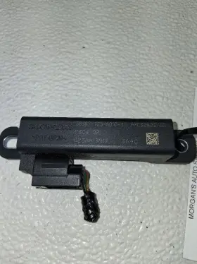 593.ho1d17 Honda 2016-2025 Civic Keyless Smart Entry Antenna Module Oem
