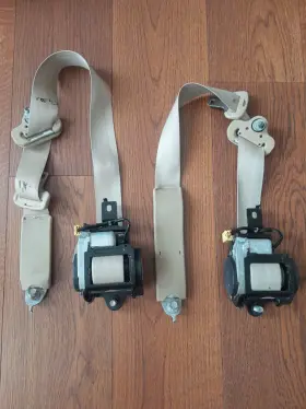608200401a Honda 07 - 11 Cr-v Lx 2.4l Awd At Front Left Right Seat Belt Retractors Oem 608200401a Honda 07 - 11 Cr-v Lx 2.4l Awd At Front Left Right Seat Belt Retractors Oem