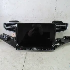 638.ch9824 Jeep 2024 Wagoneer Audio Equipment Radio With Temp Control 10.1 Inch Nav Screen