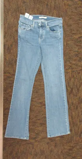 Pc9-39252-0037 Levi Strauss Womens Size 2 Classic Bootcut Light Blue Denim Jeans Qs