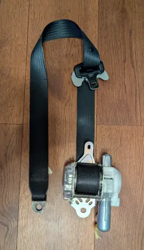 A1102-p Lexus 2006-2009 Rx350 Front Right Passenger Seat Belt Retractor Black Oem