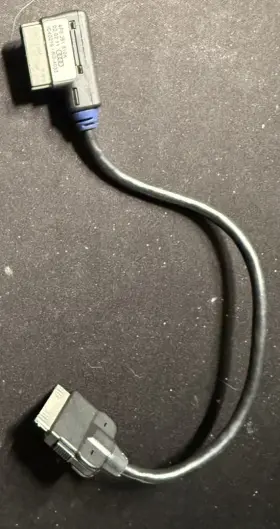A0018279204 Mercedes Oem Benz/audi 30pin Apple Ipod/iphone Interface Lightning A0018279204 Mercedes Oem Benz/audi 30pin Apple Ipod/iphone Interface Lightning