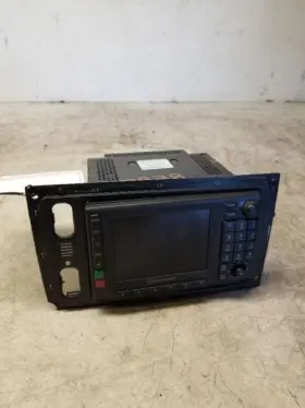 2001mercedes-bez Mercedes-benz 1638202286 Ml320 - Radio With Navigation R317616