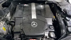 351.mb1i06 Mercedes-benz 2006 06 Cls500 Engine Cover 107228