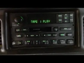 638-01495 Mercury Audio Equipment Radio Receiver Am-fm-cassette Fits 99-00 Crown Victoria 408428