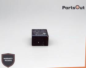 Mini 1472984 02-08 Cooper S R52 Black Multi Pupose Use Relay Cotrol Oem