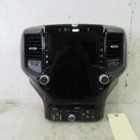 638.ch8r25 Ram Uconnect 5 Navigation With 12.0 Inch Display Radio Apple Carplay Dodge 1500
