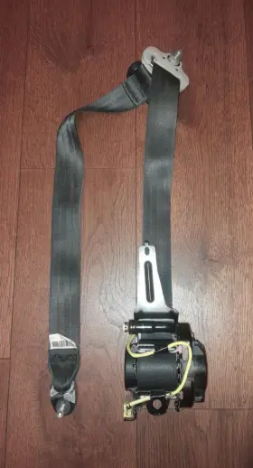 200101 Subaru 2018-2023 Impreza Front Left Driver Seat Belt Retractor Oem