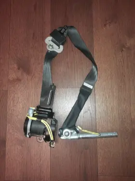 200102 Subaru 2018-2023 Impreza Front Right Passenger Seat Belt Retractor Oem