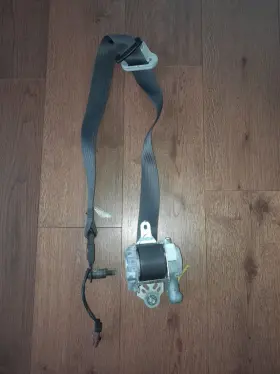 7r4000-p Subaru 2009 - 2013 Forester Front Right Passenger Seat Belt Retractor Oem