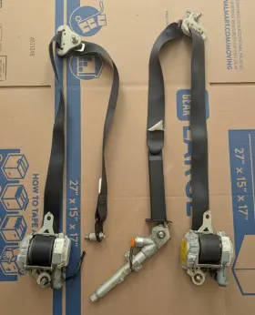 7t7300-p Subaru 2014 - 2018 Forester Front Left Right Pair Seatbelts Retractors Oem 7t7300-p Subaru 2014 - 2018 Forester Front Left Right Pair Seatbelts Retractors Oem