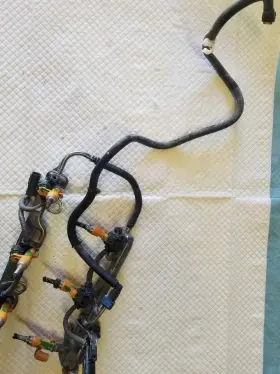 322.to1q19 Toyota 17 18 19 20 Sienna Fuel Rail Oem 3.5l 322.to1q19 Toyota 17 18 19 20 Sienna Fuel Rail Oem 3.5l