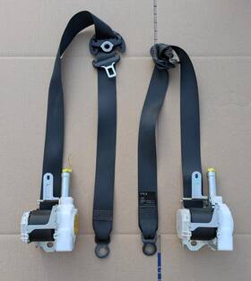 Toyota 7x3150-p 2017 - 2022 Prius Front Left Right Seat Belt Retractors Pair Oem