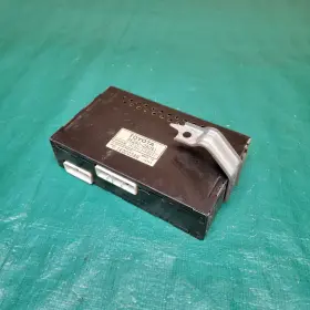 86280-28091 Toyota 1994-1997 Previa Amp Audio Radio Amplifier Oem