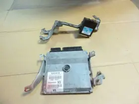 89661-02v31 Toyota 2010 Matrix Engine Ecm Control Module Computer 1.8l At