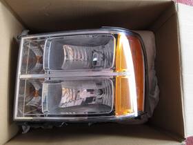 Tyc 3036004 07-14 Gmc Sierra Headlight Lh Driver Side Aftermarket Headlamp Qs