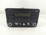 2005-2009 Volkswagen Jetta Am Fm Cd Player Radio Receiver L2RZP Used. Price: $51.20.