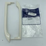 New Genuine Frigidaire Bisque Door Handles (set Of 2) 5304506470 (AP6036331) .... Price: $135.95.