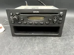 Audio Equipment Radio Am-fm-stereo Opt UM7 Fits 00-03 Saturn L Series 21025330 Used. Price: $70.02.