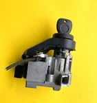 2007-2014 Gmc Yukon Ignition Switch Lock W/ Key & Immobilizer Oem 25861815 Used. Price: $152.00.